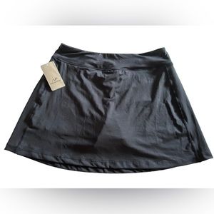 SPECIAL MAGIC black tennis athletic yoga skirt/skort Boyshorts underneath NWT
